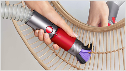 Model using Flyaway attachment on hair