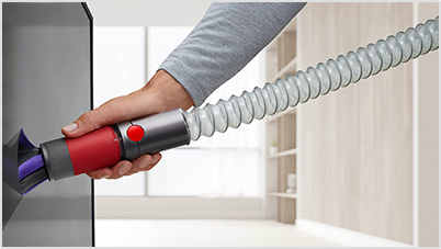 Cutaway of the hair dryer's intelligent heat control